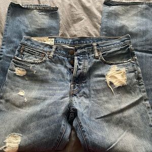Abercrombie & Fitch Destroyed Denim!!